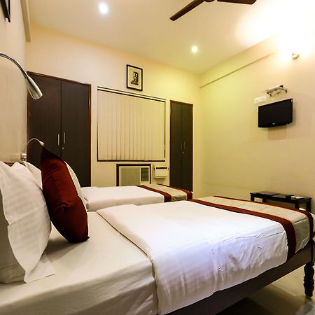 Hotel Oyo Flagship 12665 Chrompet Chennai Esterno foto